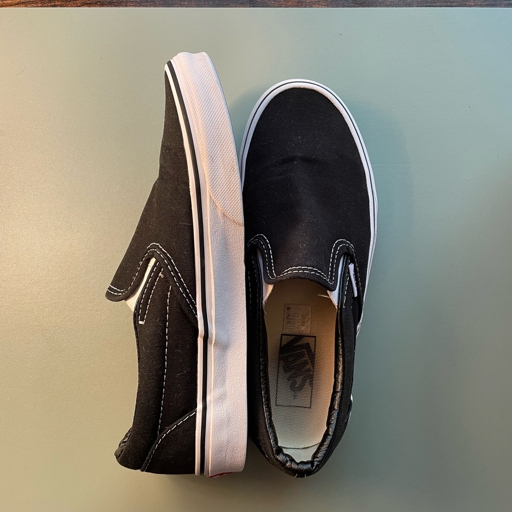 Black slip on vans